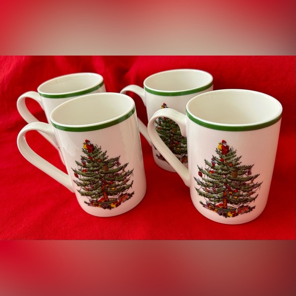 Spode Festive Nutcracker and Tree Mugs - Set of 4 - Picture 3 of 4
